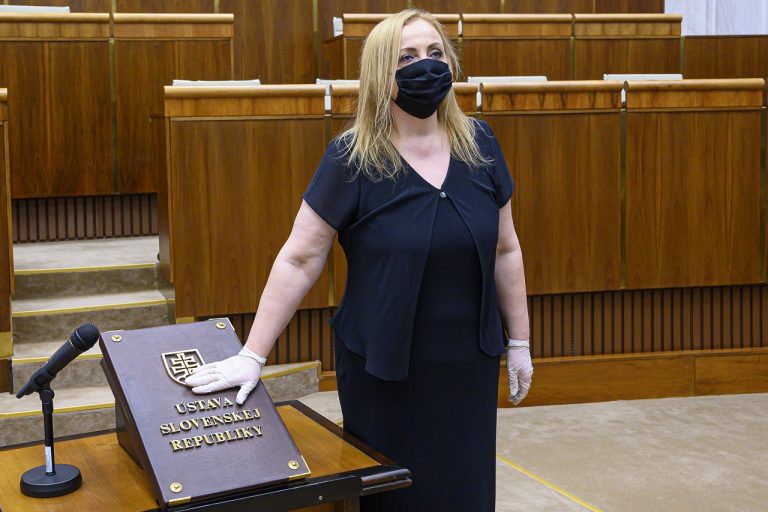 Viera Leščáková