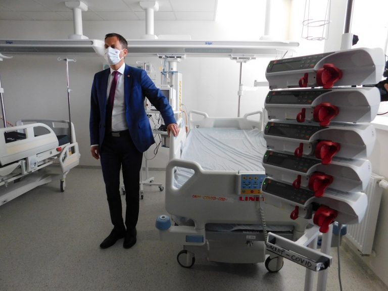 Eduard Heger navštívil nemocnicu s poliklinikou v Bojniciach