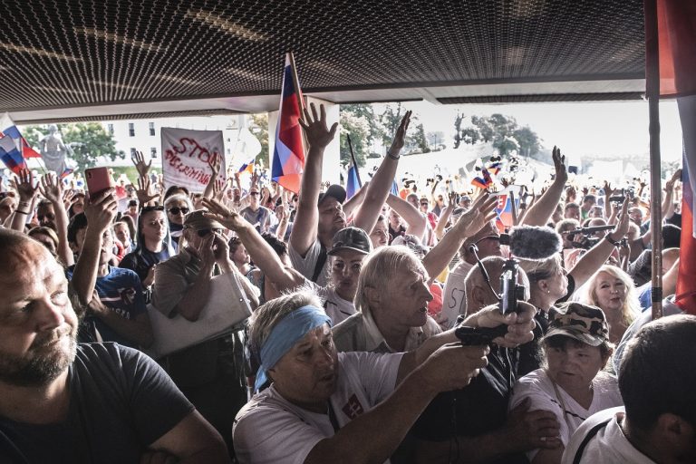 protest pred NR SR v Bratislave