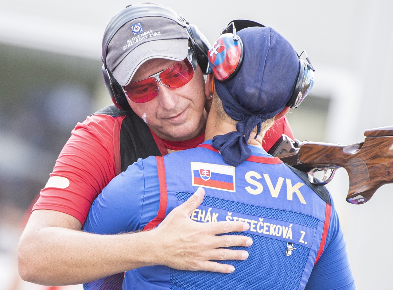 Zuzana Rehák-Štefečeková Erik Varga