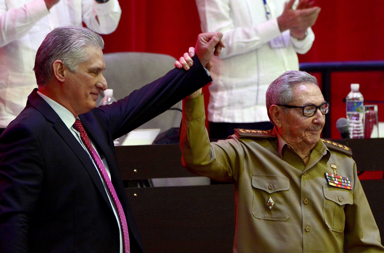 Miguel Díaz-Canel Raúl Castro