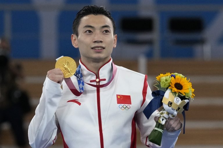 Cou Ťing-jüan