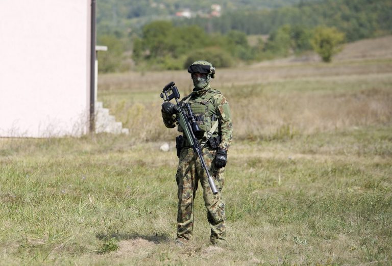 srbsky vojak
