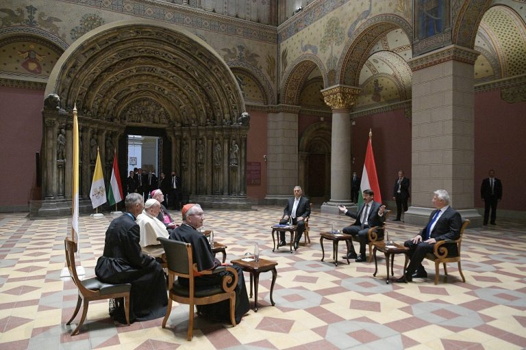 pápež František János Áder Viktor Orbán