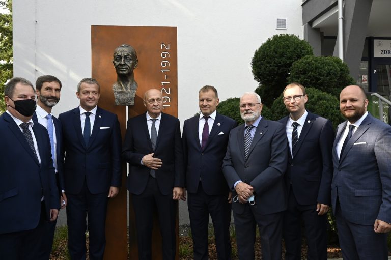 Otvorenie akademiského roka na Trenčianskej univerzite Alexandra Dubčeka