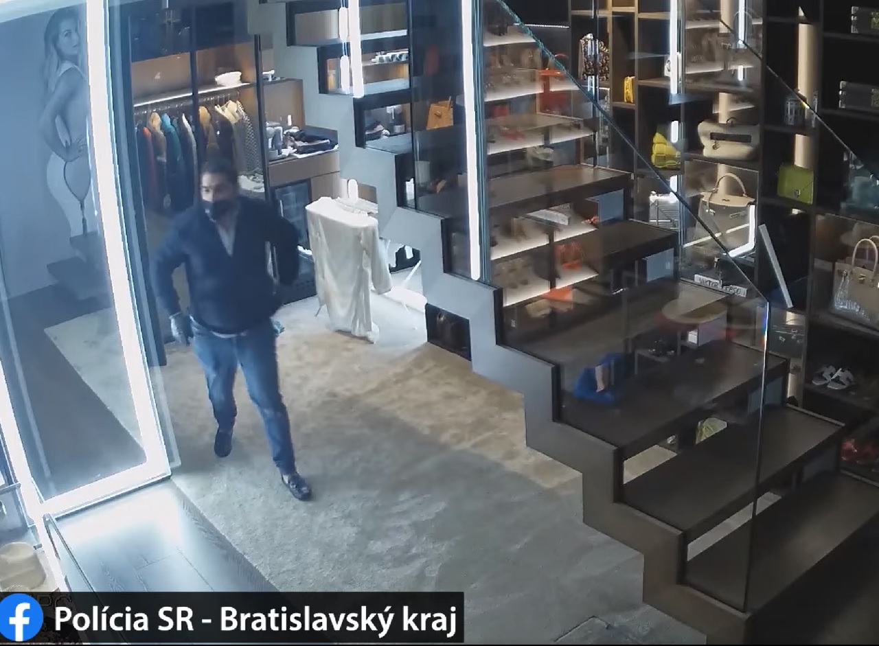 krádež, polícia vyšetruje
