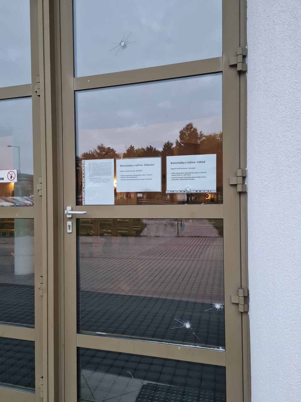 Kostol v Dúbravke streľba