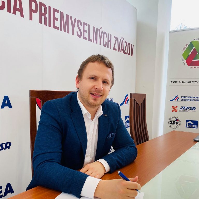 Andrej Lasz