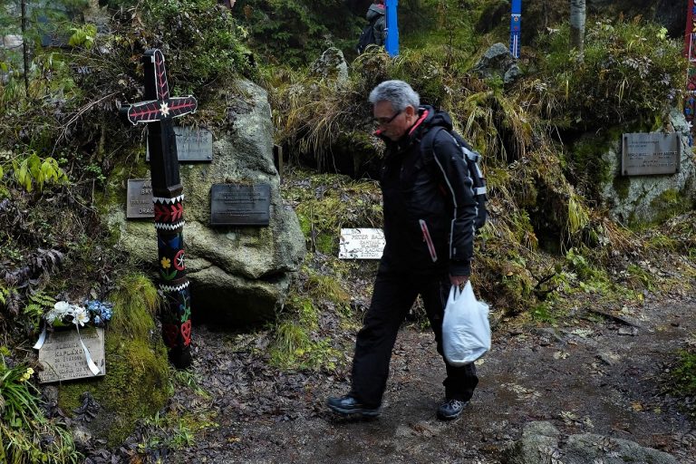 Symbolický cintorín Popradské pleso