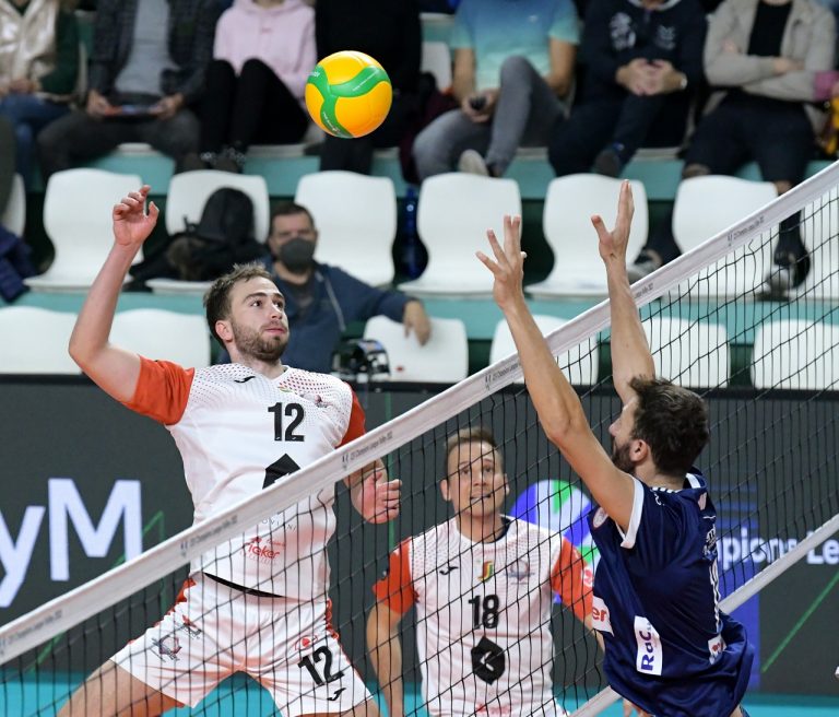 Rieker UJS Komárno - Olympiakos Pireus