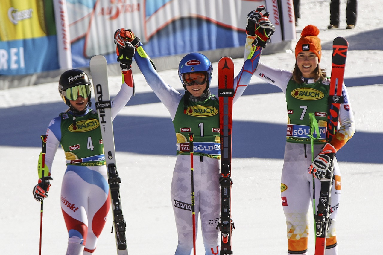 Mikaela Shiffrinová, Lara Gut-Behramiová, Petra Vlhová