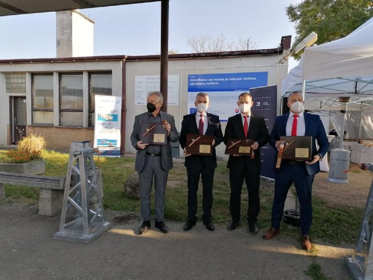 elektrifikácia úseku Haniska pri Košiciach - Moldava nad Bodvou