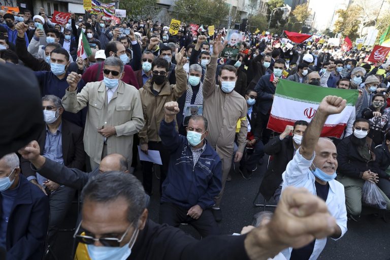 Irán