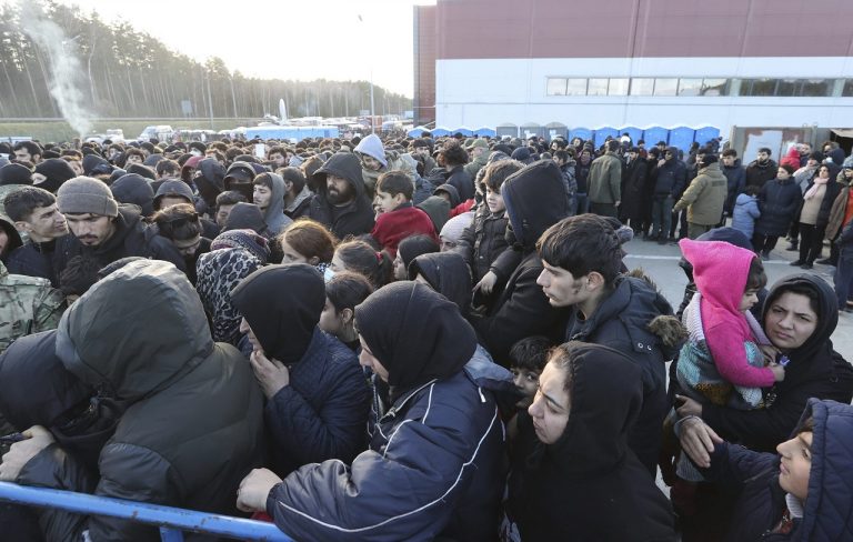 migranti na bielorusko-poľských hraniciach