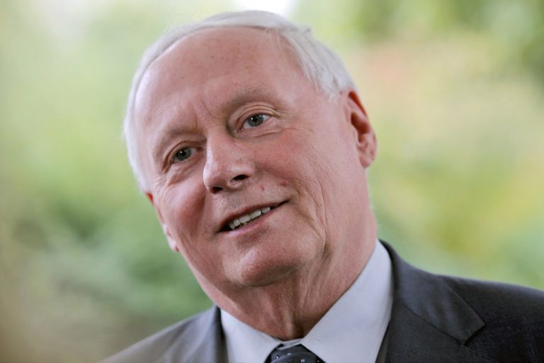 archívna snímka predseda nemecká politická strana ľavica Oskar Lafontaine