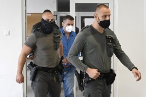 Okresný súd v Trenčíne rozhoduje o podmienečnom prepustení odsúdeného podnikateľa Ladislava Bašternáka z výkonu trestu
