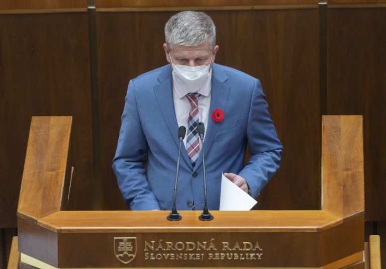 48. schôdza Národnej rady SR Milan Mazurek