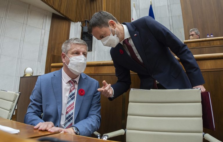 Premiér vyzval NRSR na podporu reformy nemocníc, označil ju za najdôležitejšiu