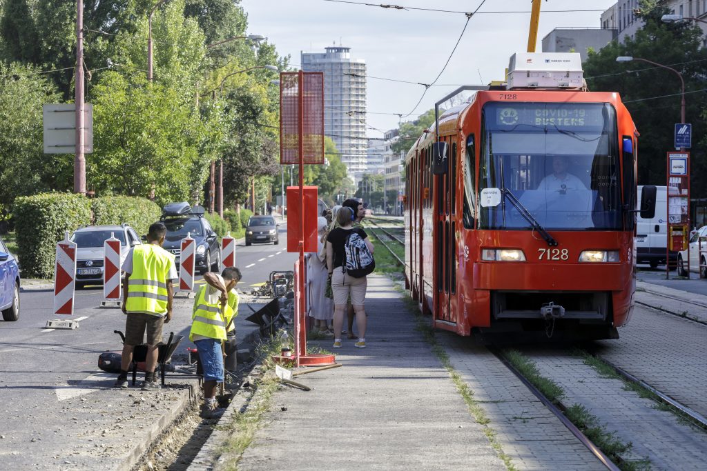 električka koľajová doprava Bratislava