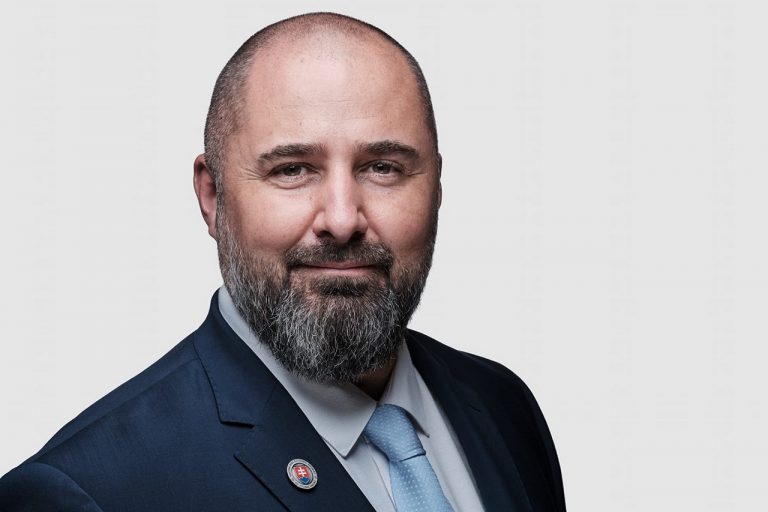 Patrick Linhart, poslanec NRSR, člen parlamentného výboru pre pôdohospodárstvo a životné prostredie