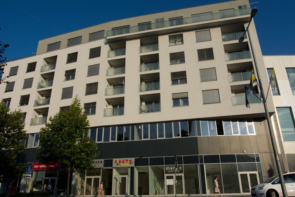budova Centroom v Piešťanoch