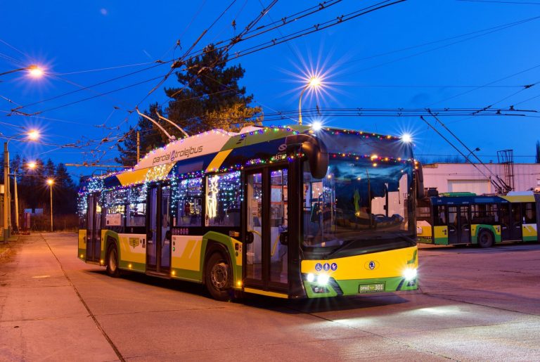 vianočný trolejbus