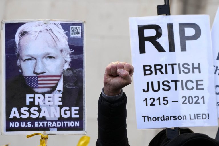 Assange protest