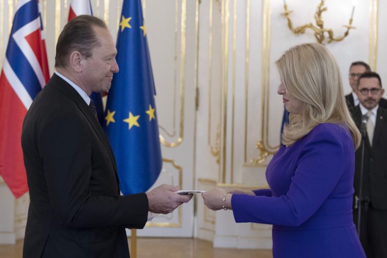 nový veľvyslanec Nórskeho kráľovstva Alex Vodicka Winther, prezidentka SR Zuzana Čaputová