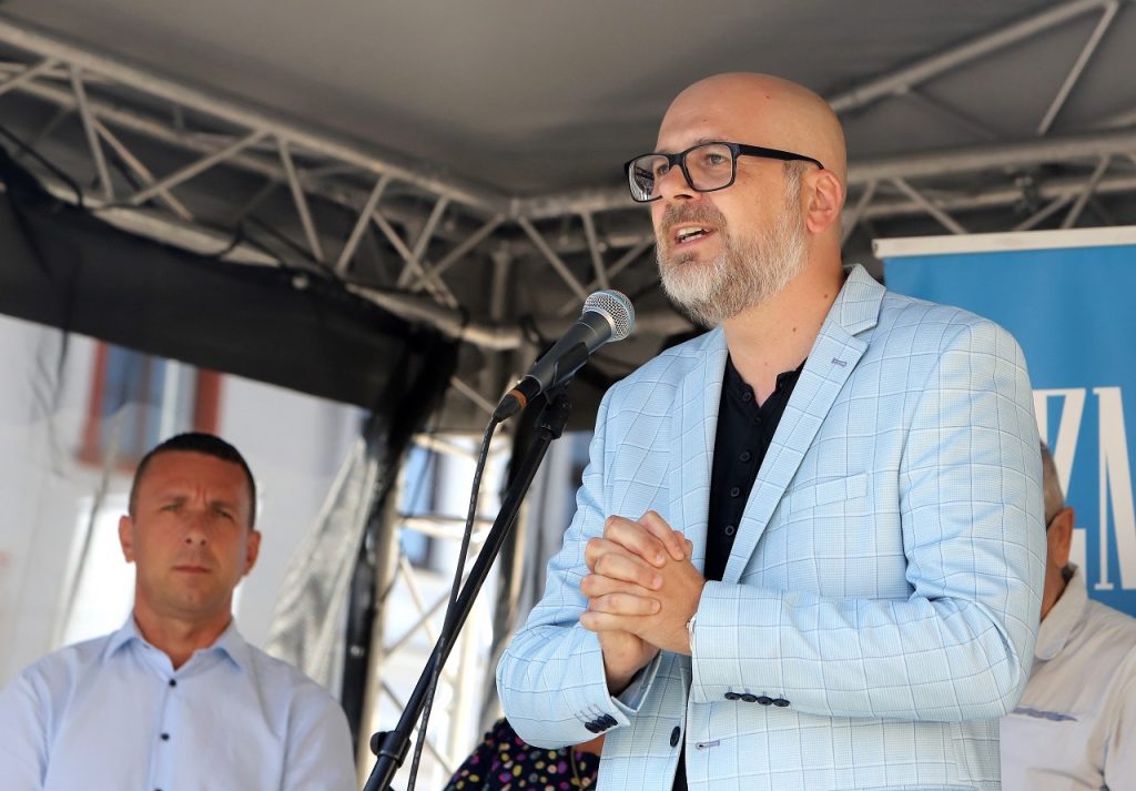 Protestné zhromaždenie Za stabilné a zdravé mestá a obce