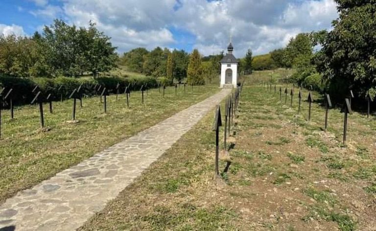 Ladomirova cintorín 2022