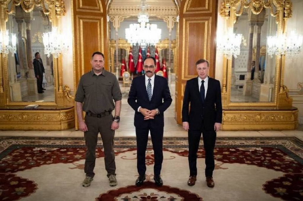 Turecko hostilo trojstranné stretnutie zástupcov Turecka, USA a Ukrajiny,