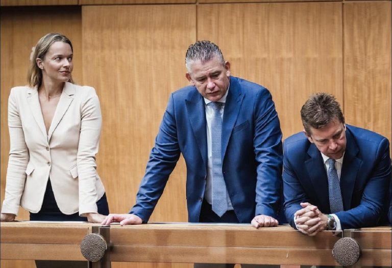 Tabak, Mikulec, Doležal