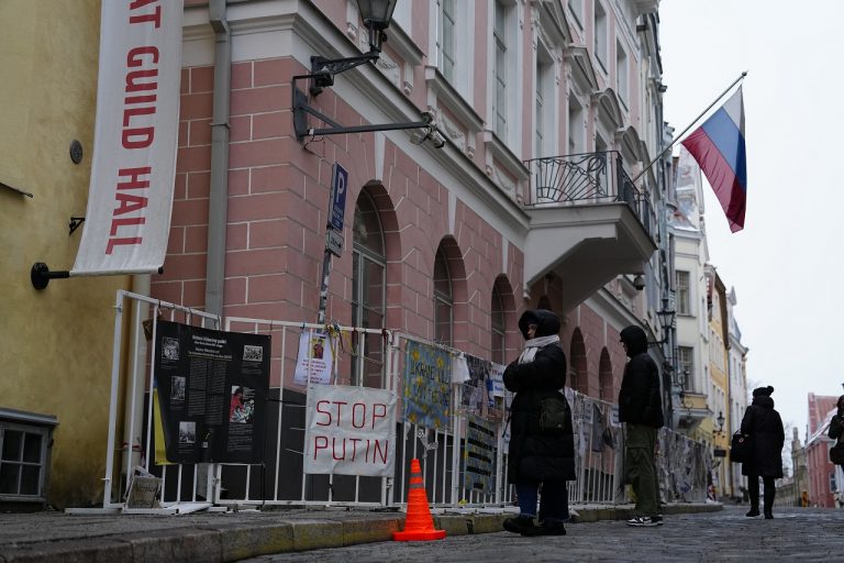Rusko vyhostilo estónskeho veľvyslanca