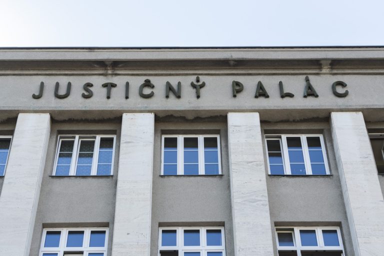 Justičný palác v Bratislave - Okresný súd krajský súd