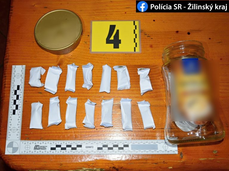 drogy, polícia