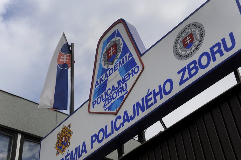 Policajná akadémia