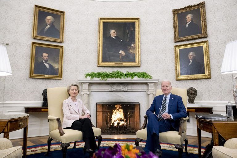 Joe Biden, Ursula von der Leyen