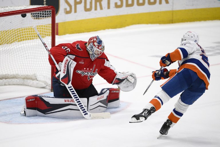 Washington Capitals - New York Islanders Kyle Palmieri