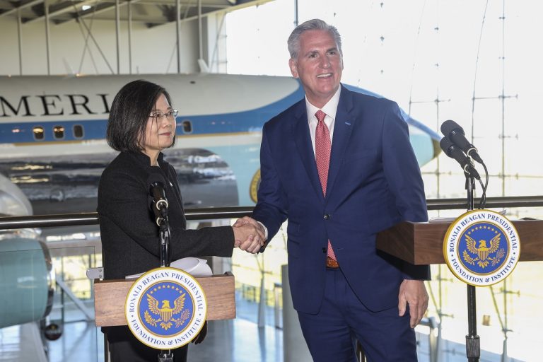 Predseda Snemovne reprezentantov McCarthy privítal prezidentku Taiwanu
