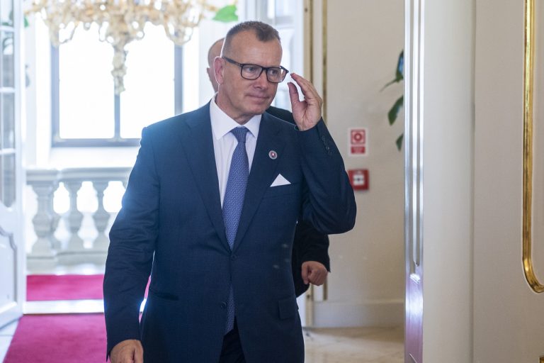 Prezidentka SR Zuzana Čaputová prila predsedu parlamentu Borisa Kollára