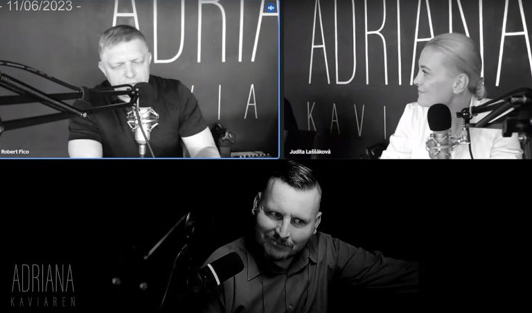 Diskusiu v kaviarni Adriana moderoval a streamoval Daniel Bombic. Zúčastnil sa jej Robert Fico a Judita Laššáková.