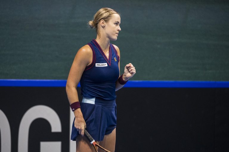 Karolína Schmiedlová