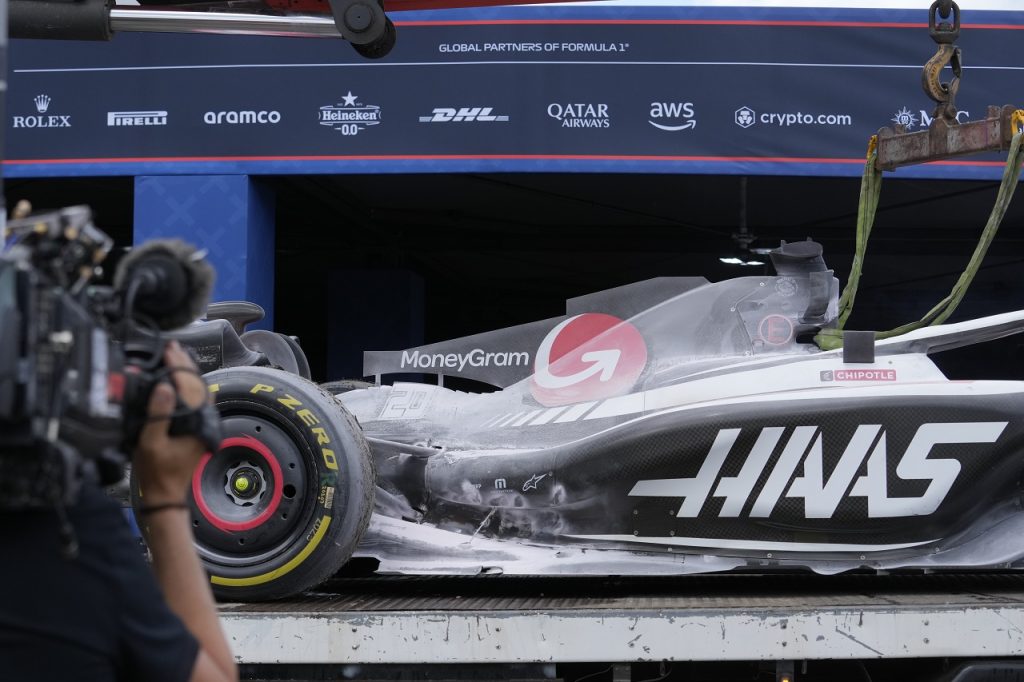 Magnussen monopost požiar motor Ferrari