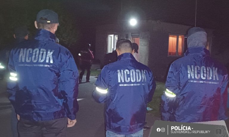 polícia
