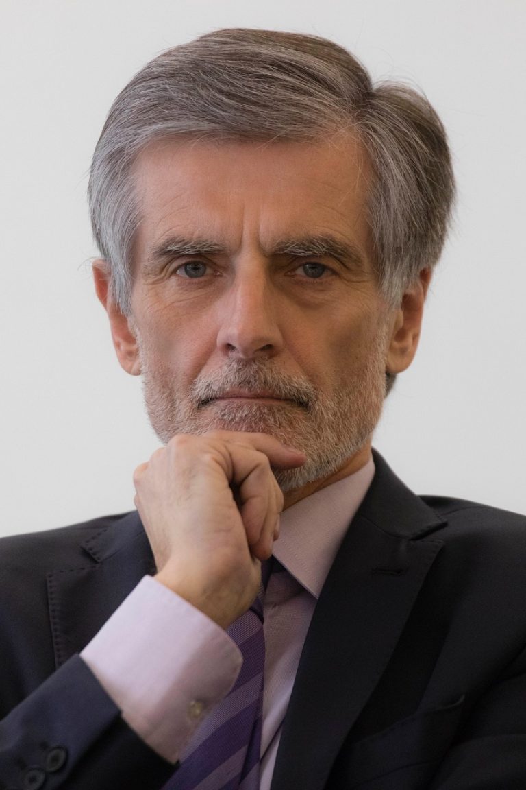 Peter Weiss