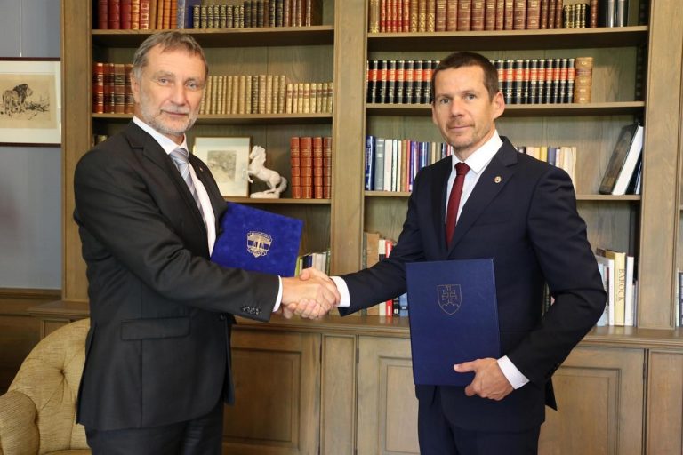 gen. por. Dr. János Balogh plk. JUDr. Štefan Hamran