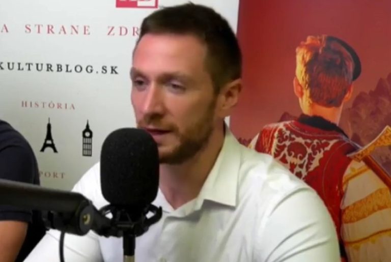 Milan Uhrík