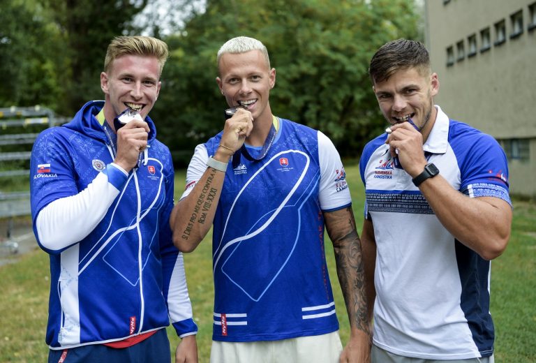 Slovenský štvorkajak obhájil na ME striebro