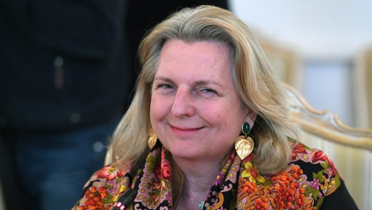 Karin Kneissl