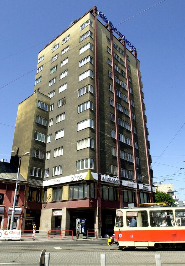 Budova Manderly